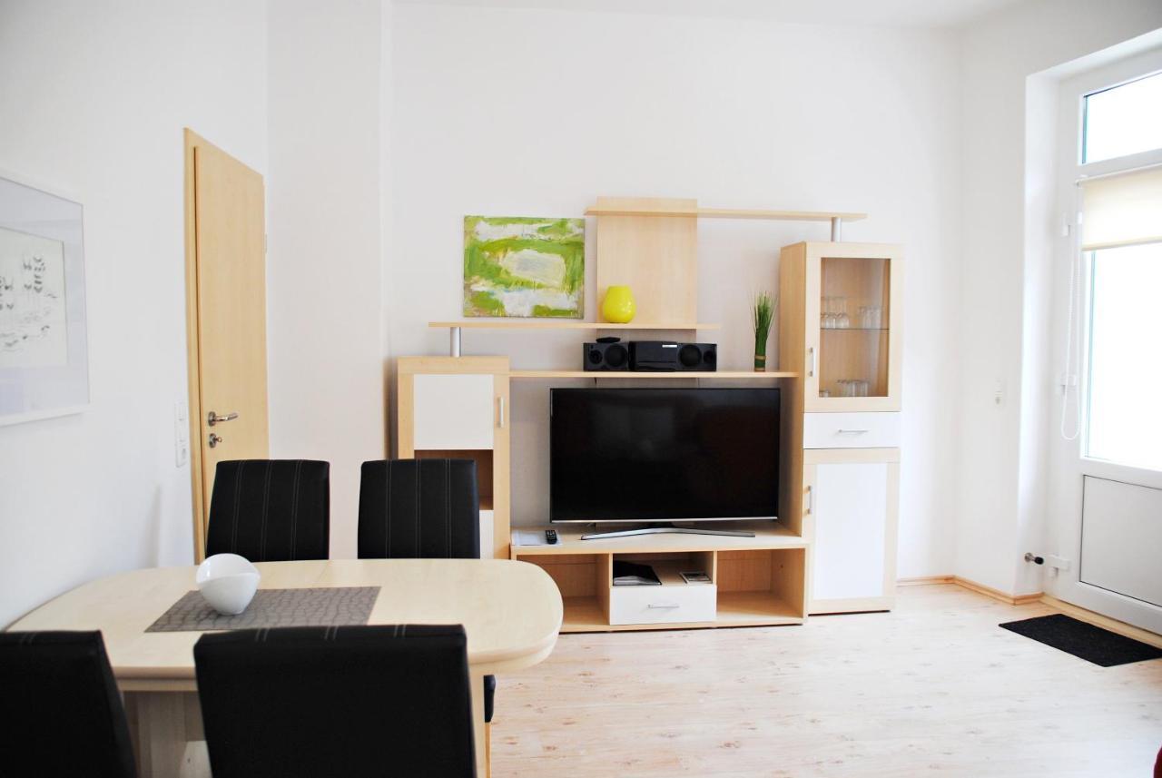 Appartementanlage-Ferienwohnungen Weisse Moewe Sassnitz Bagian luar foto
